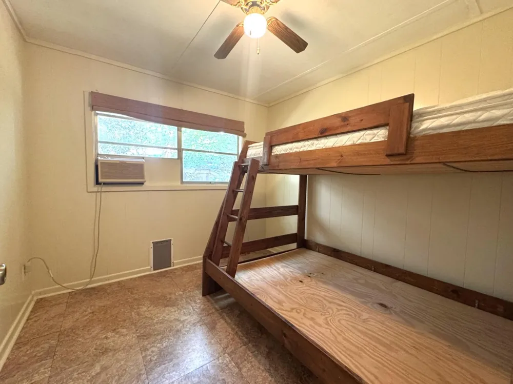 572 County Road 3190 Colmesneil, TX 75938
