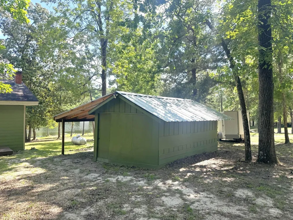 572 County Road 3190 Colmesneil, TX 75938