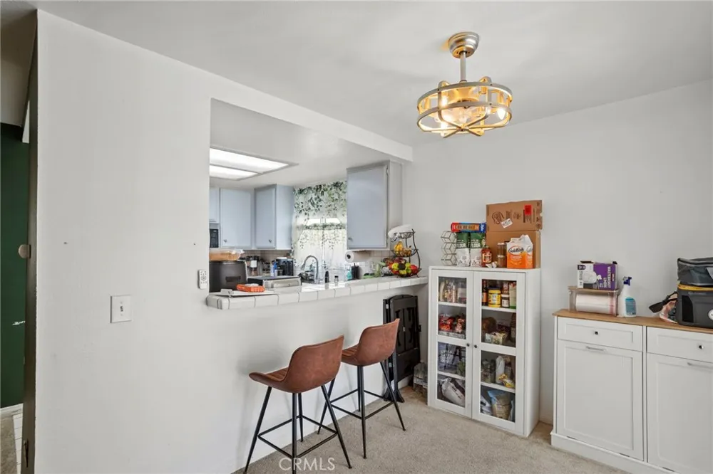 13729 Doty Hawthorne, CA 90250