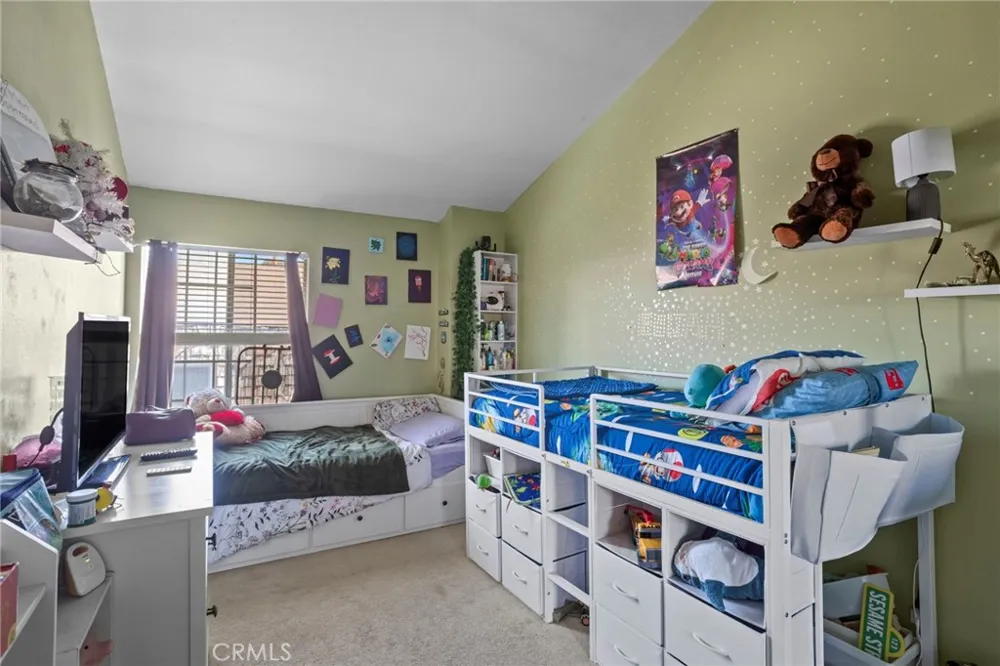 13729 Doty Hawthorne, CA 90250