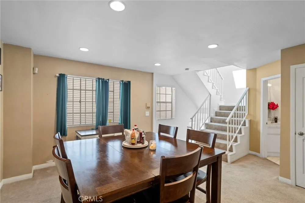 13729 Doty Hawthorne, CA 90250