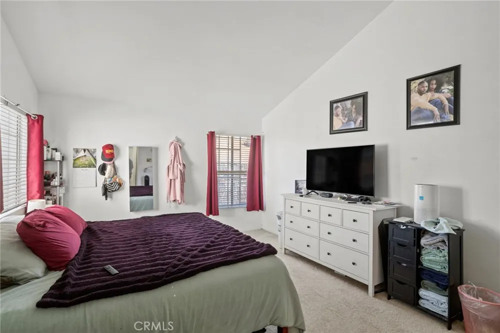 13729 Doty Hawthorne, CA 90250