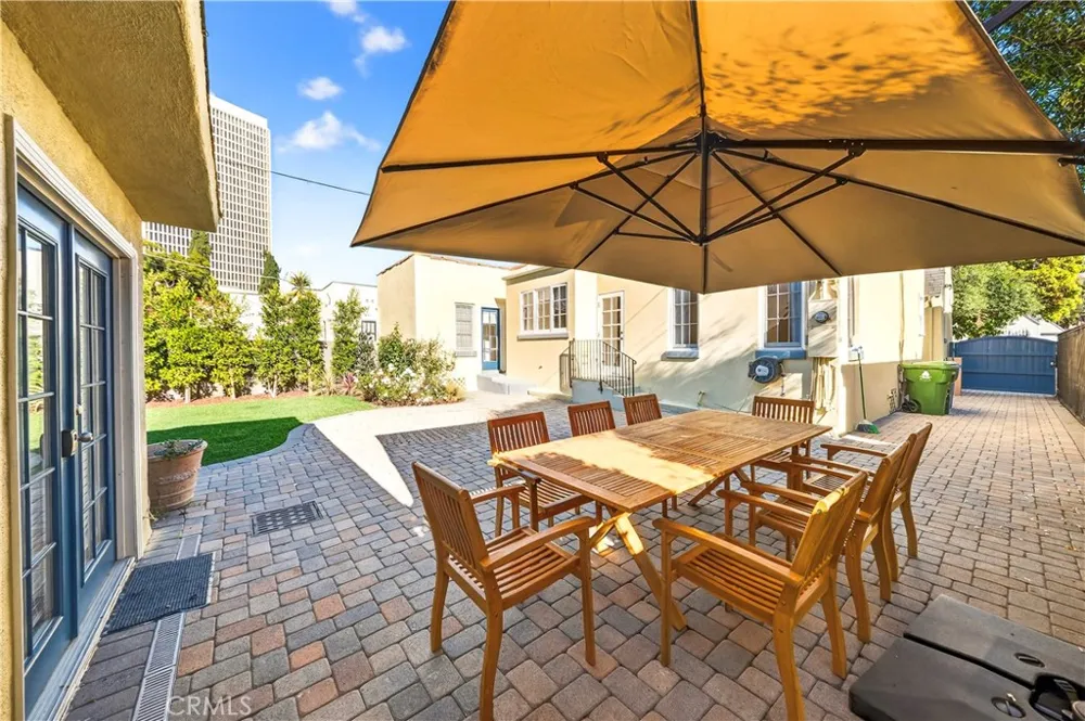 827 Hauser Blvd Los Angeles, CA 90036