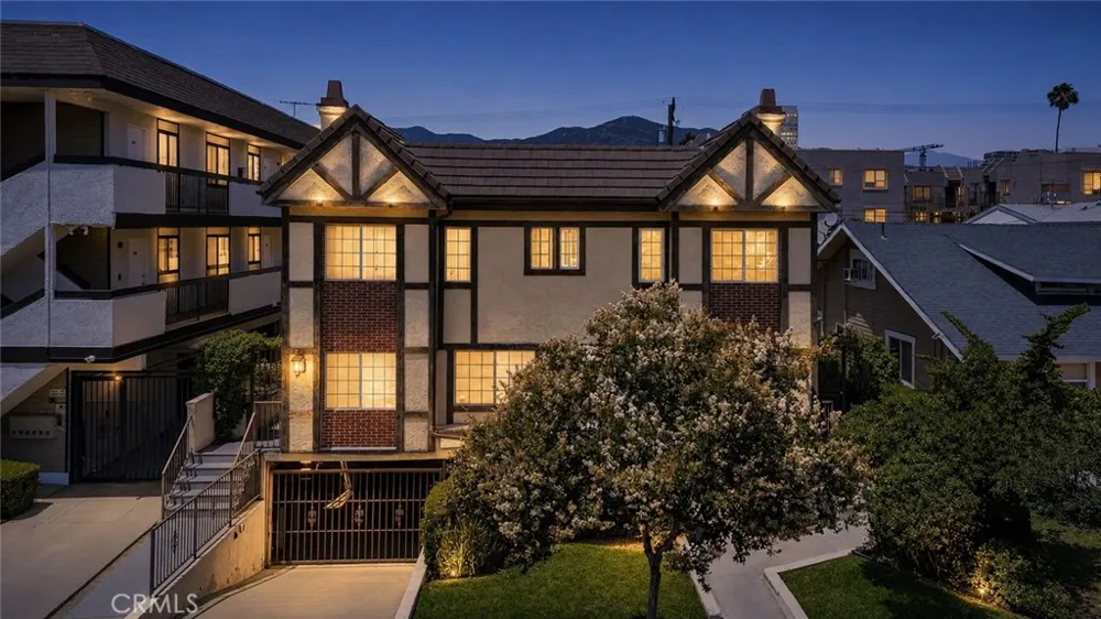 361 Salem Street #2 Glendale, CA 91203
