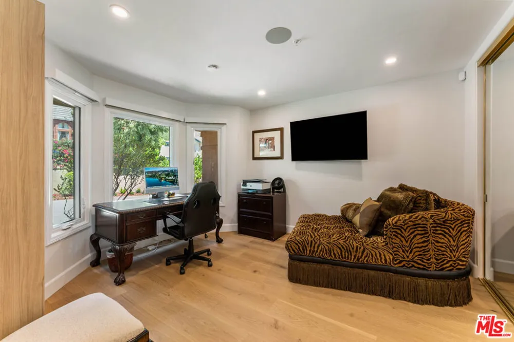 1432 Rutherford Drive Pasadena, CA 91103