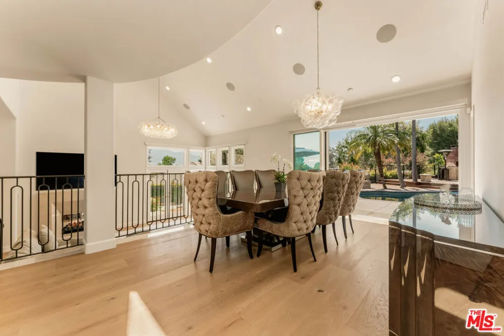 1432 Rutherford Drive Pasadena, CA 91103