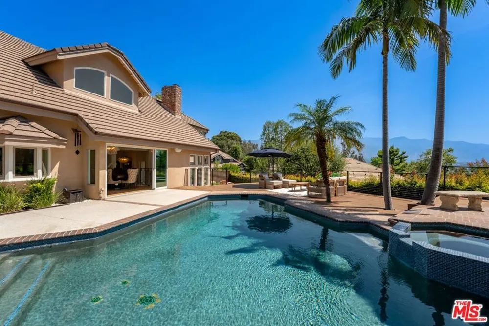 1432 Rutherford Drive Pasadena, CA 91103