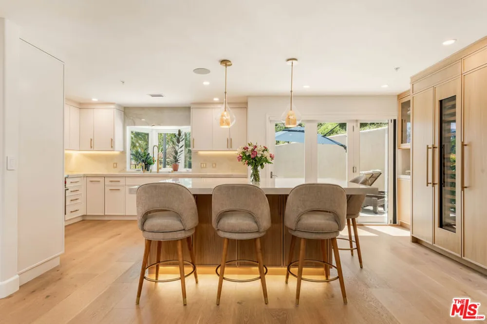 1432 Rutherford Drive Pasadena, CA 91103