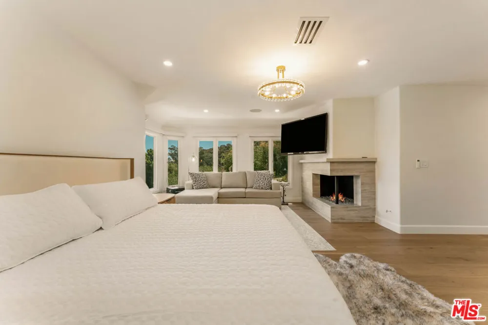 1432 Rutherford Drive Pasadena, CA 91103