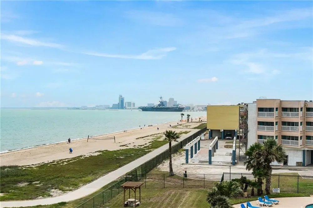 4000 Surfside Boulevard #403 Corpus Christi, TX 78402