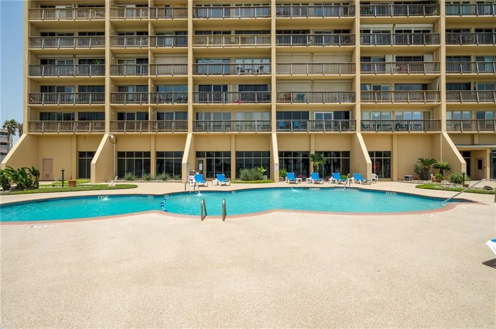 4000 Surfside Boulevard #403 Corpus Christi, TX 78402