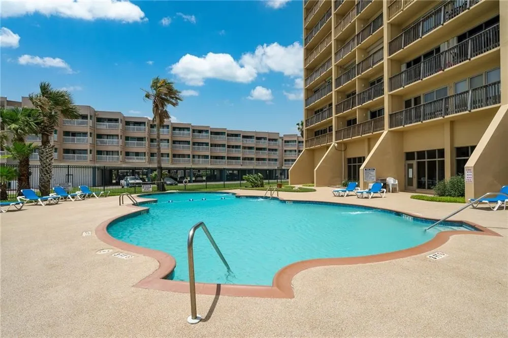 4000 Surfside Boulevard #403 Corpus Christi, TX 78402