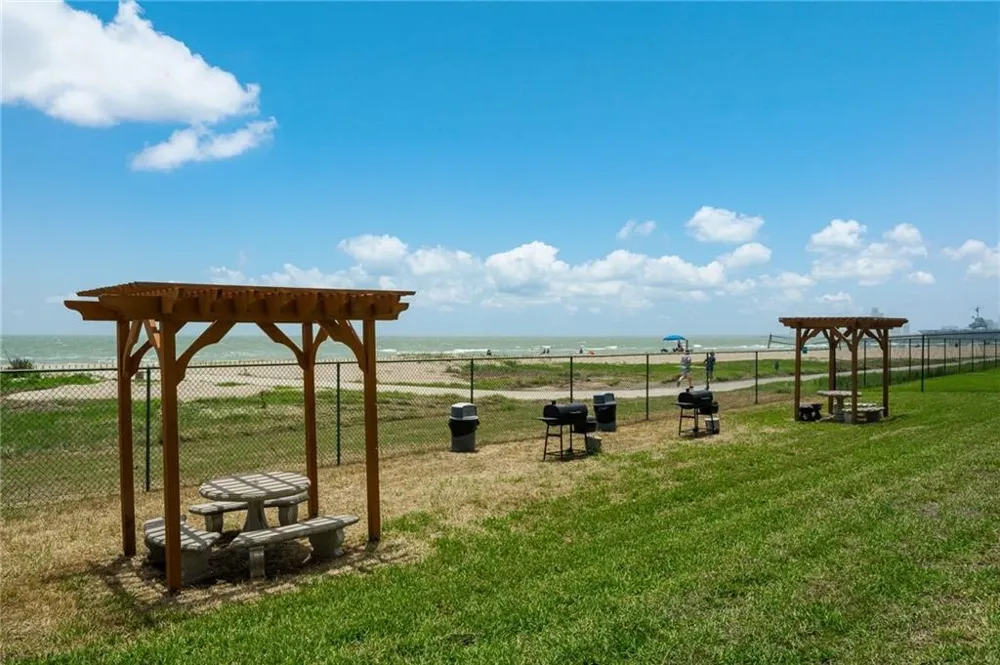 4000 Surfside Boulevard #403 Corpus Christi, TX 78402
