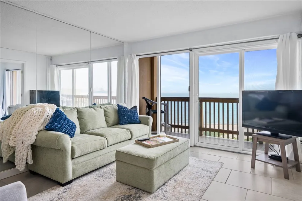 4000 Surfside Boulevard #403 Corpus Christi, TX 78402