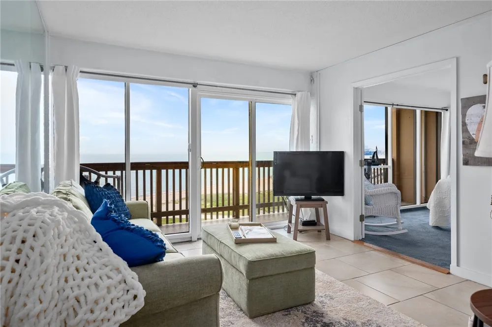 4000 Surfside Boulevard #403 Corpus Christi, TX 78402