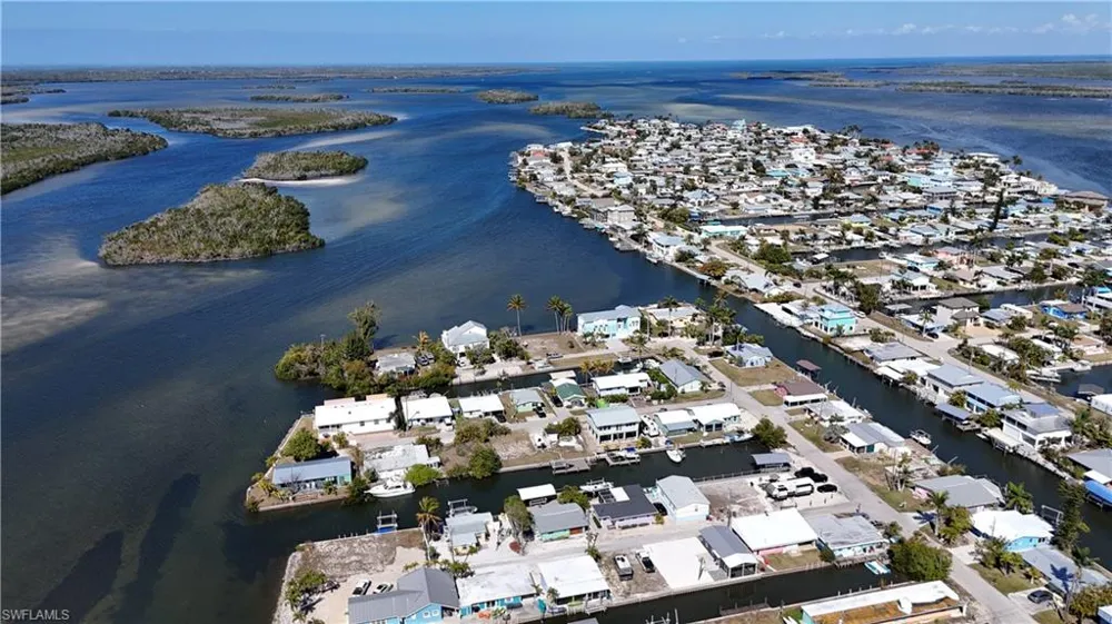 2650 Coco Plum Drive Matlacha, FL 33993