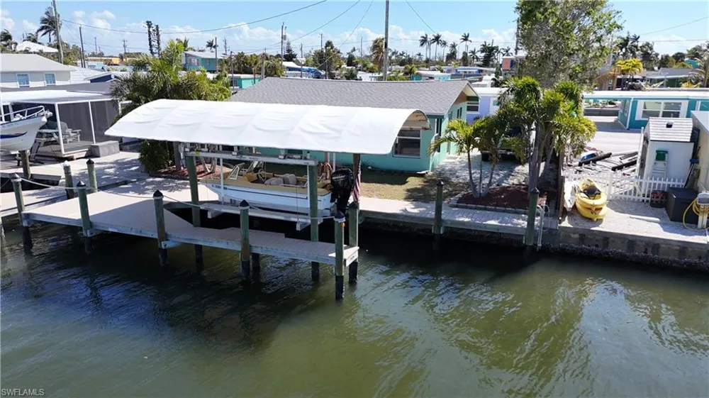 2650 Coco Plum Drive Matlacha, FL 33993