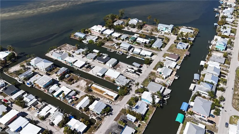 2650 Coco Plum Drive Matlacha, FL 33993