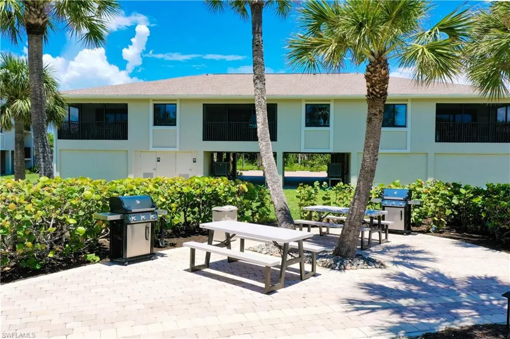 1919 Olde Middle Gulf Drive #502 Sanibel, FL 33957