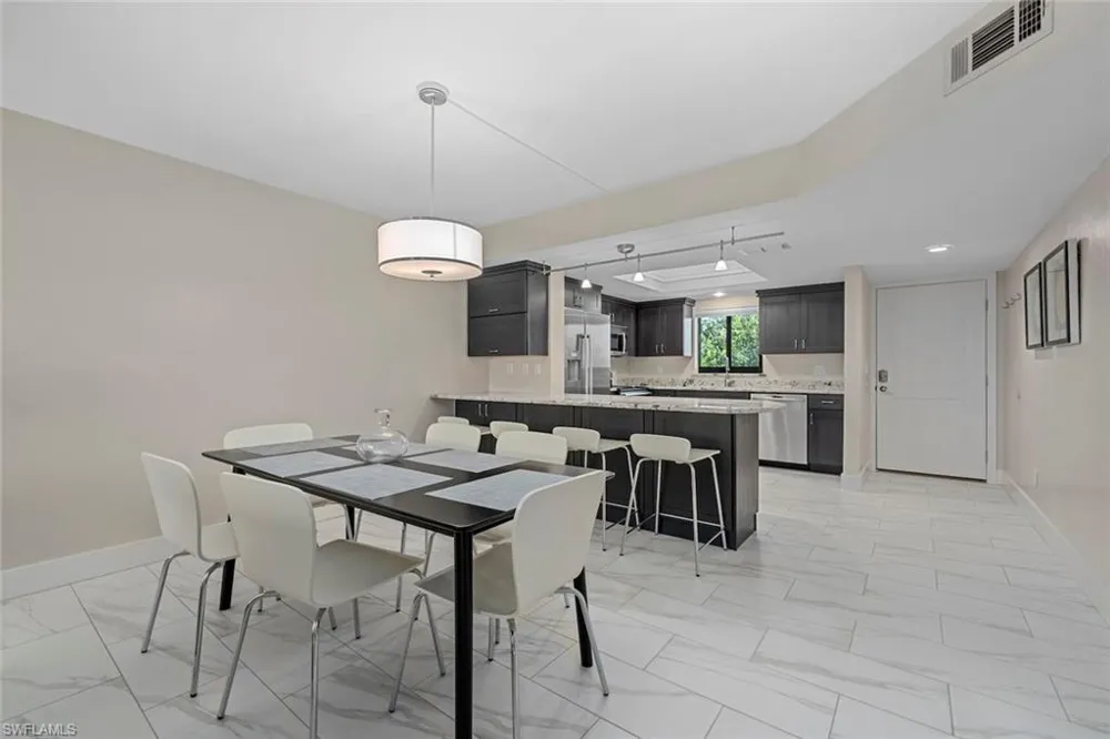 1919 Olde Middle Gulf Drive #502 Sanibel, FL 33957