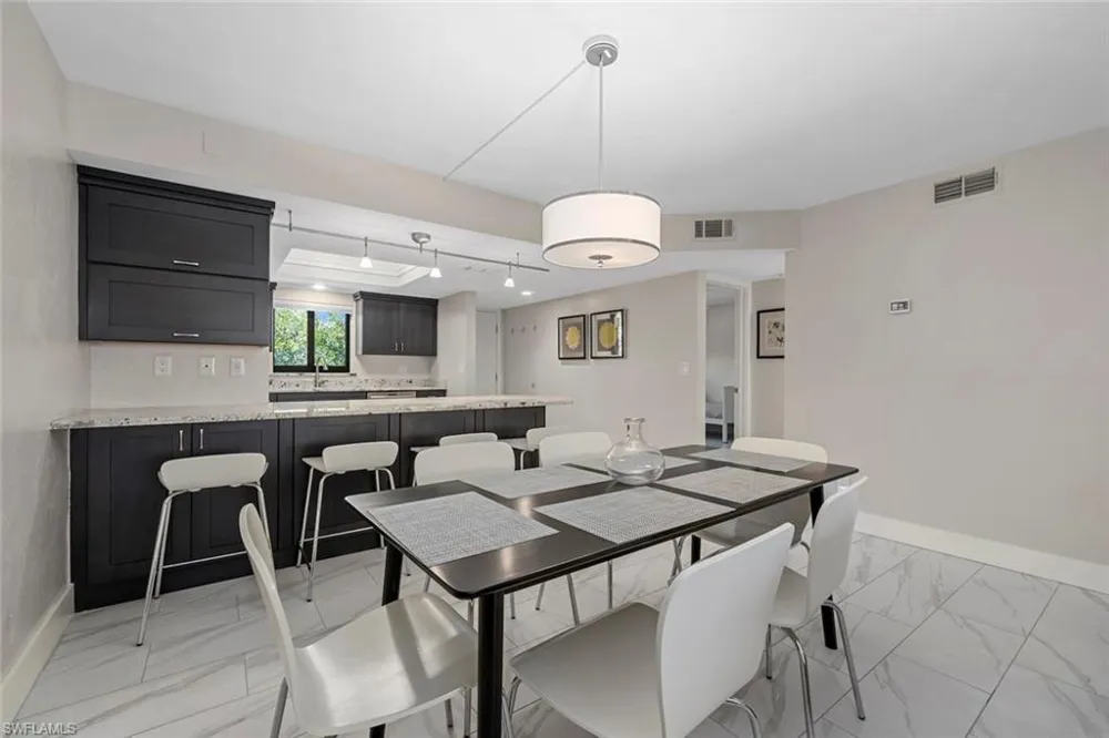 1919 Olde Middle Gulf Drive #502 Sanibel, FL 33957