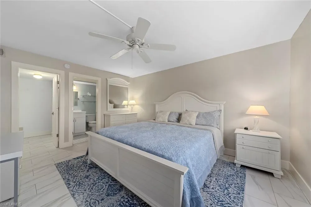 1919 Olde Middle Gulf Drive #502 Sanibel, FL 33957