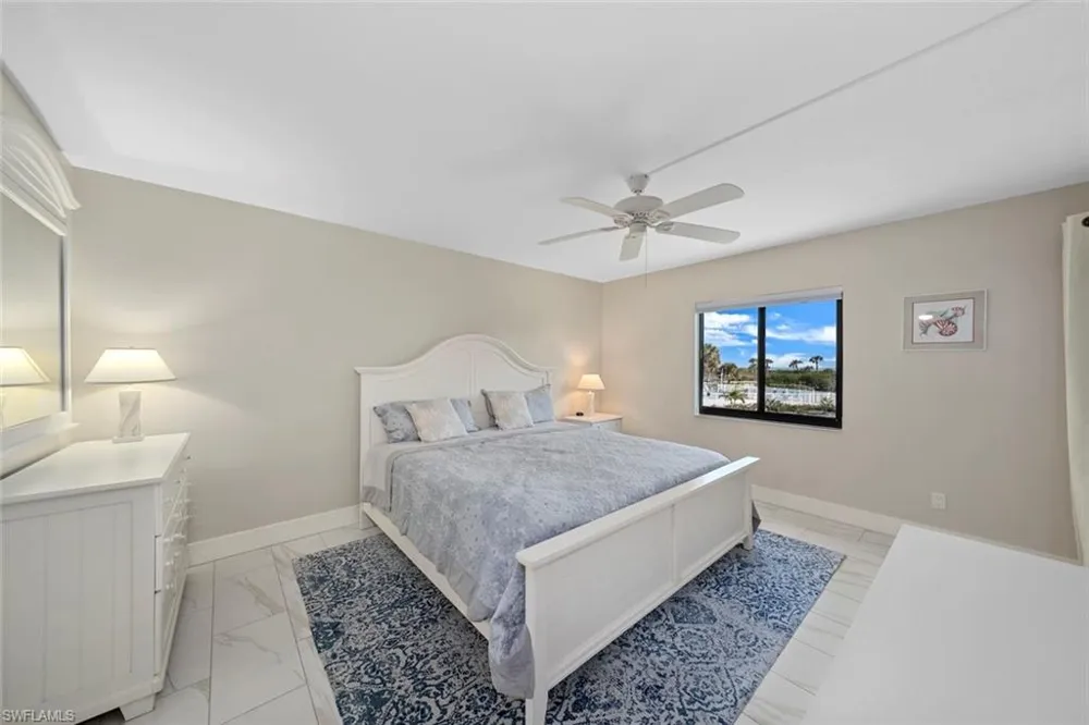 1919 Olde Middle Gulf Drive #502 Sanibel, FL 33957