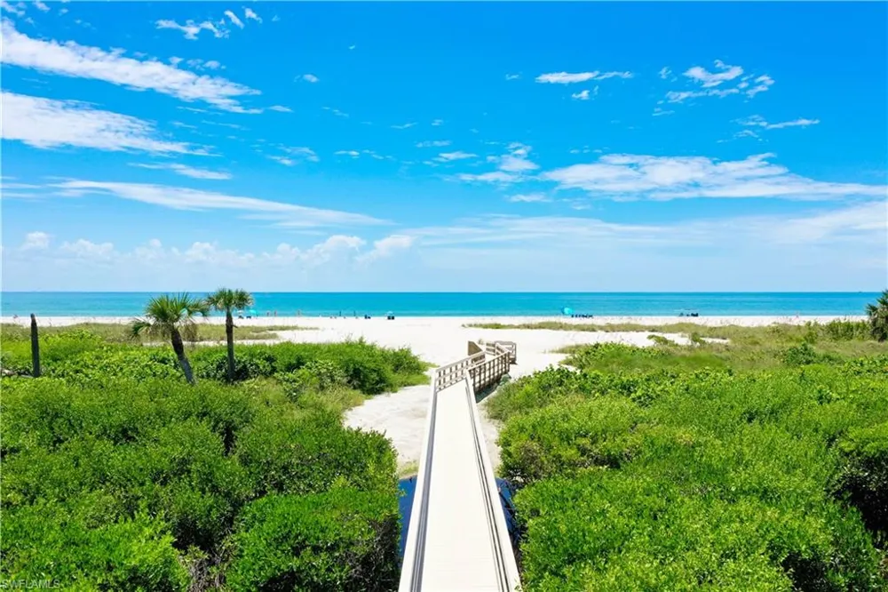 1919 Olde Middle Gulf Drive #502 Sanibel, FL 33957