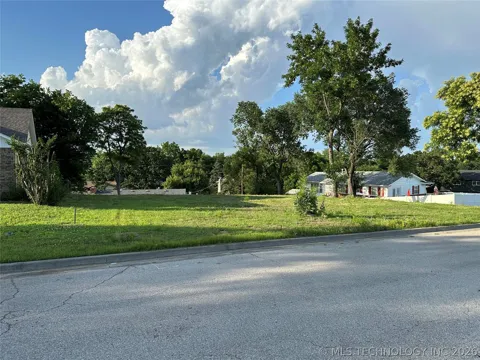 2421 W 45th Court