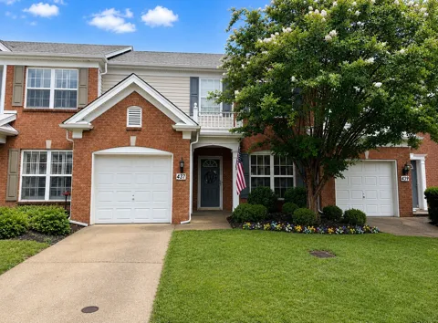 437 Old Towne Dr