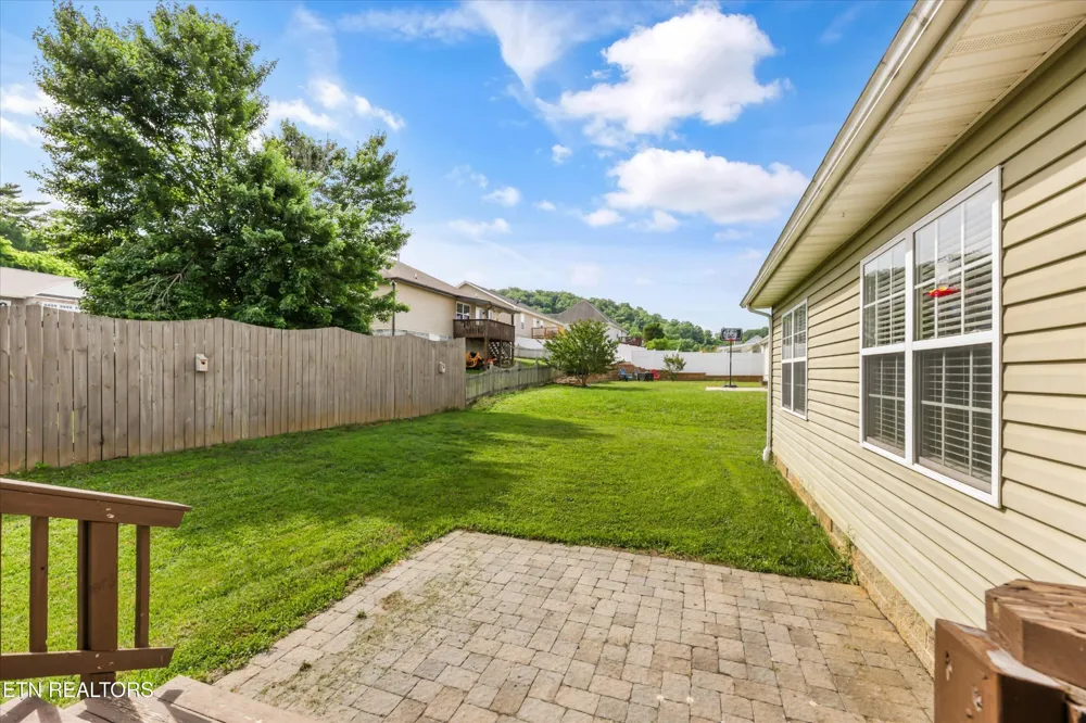 118 Cornerstone Circle Clinton, TN 37716