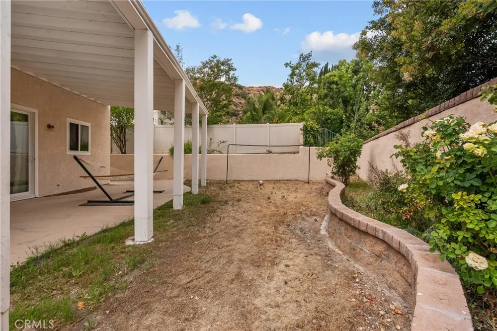 14925 Narcissus Crest Canyon Country, CA 91387