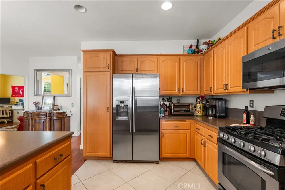 14925 Narcissus Crest Canyon Country, CA 91387