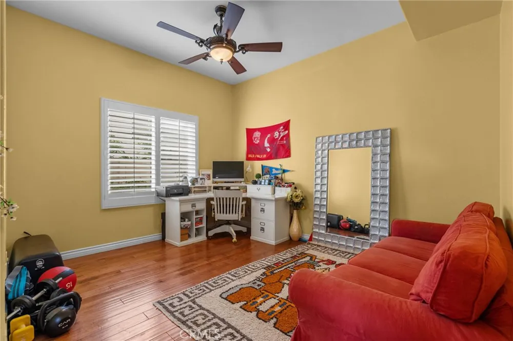 14925 Narcissus Crest Canyon Country, CA 91387