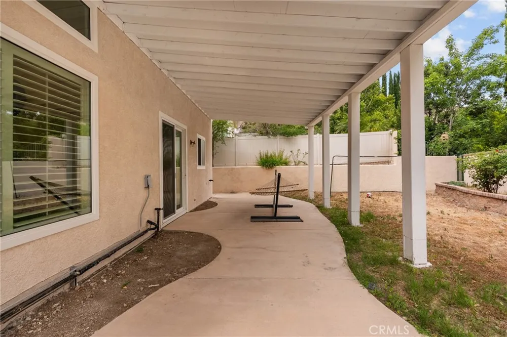14925 Narcissus Crest Canyon Country, CA 91387