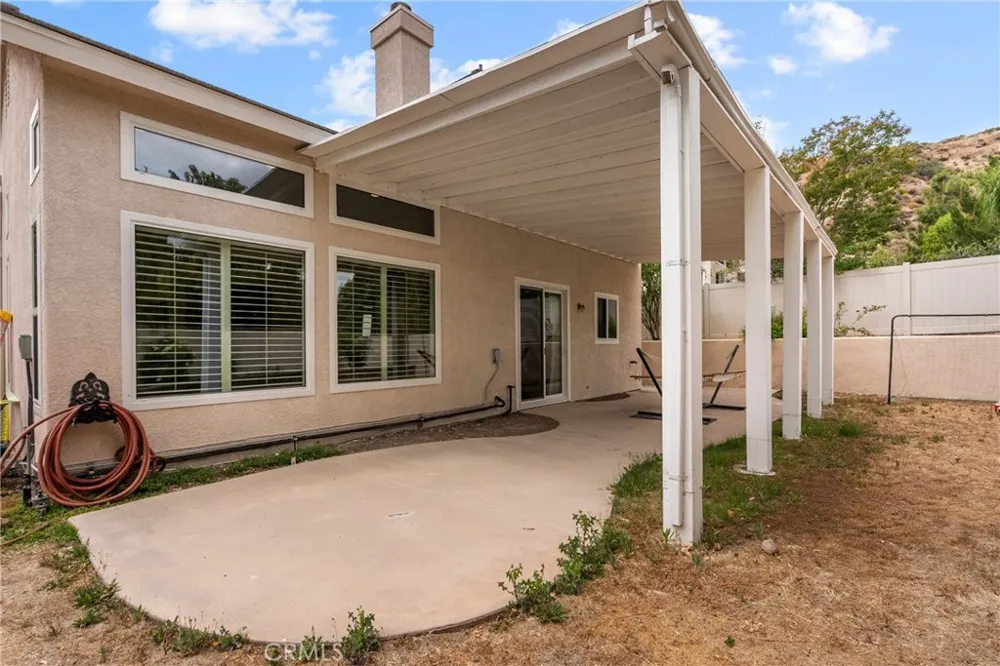 14925 Narcissus Crest Canyon Country, CA 91387