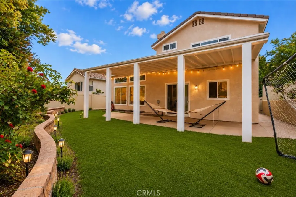 14925 Narcissus Crest Canyon Country, CA 91387