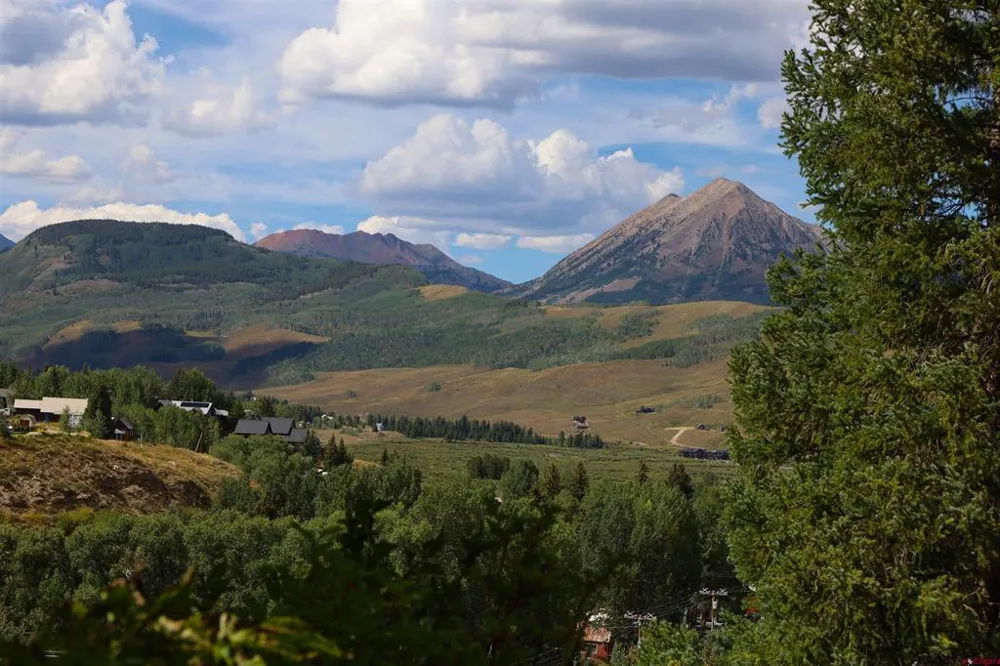 512 Journey's End Road Crested Butte, CO 81224