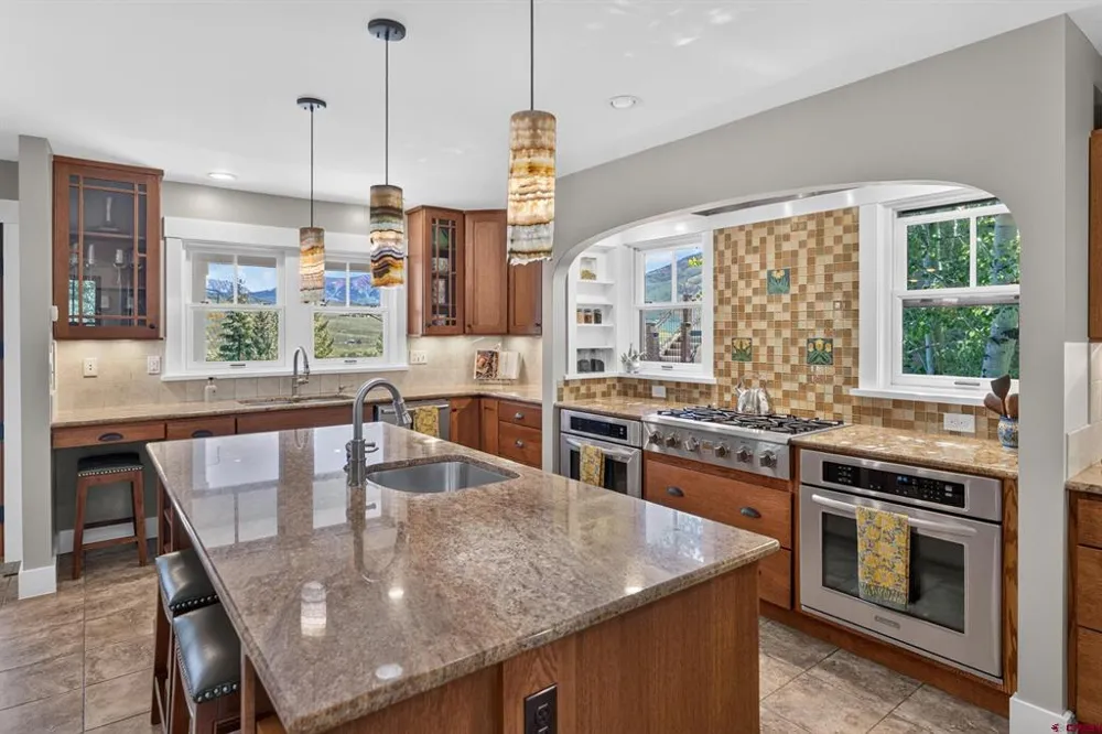 512 Journey's End Road Crested Butte, CO 81224