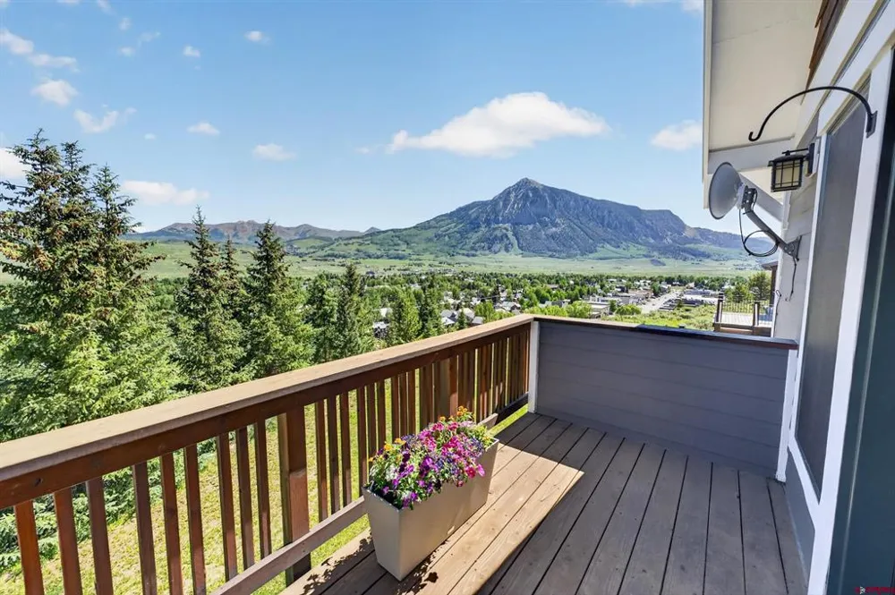 512 Journey's End Road Crested Butte, CO 81224