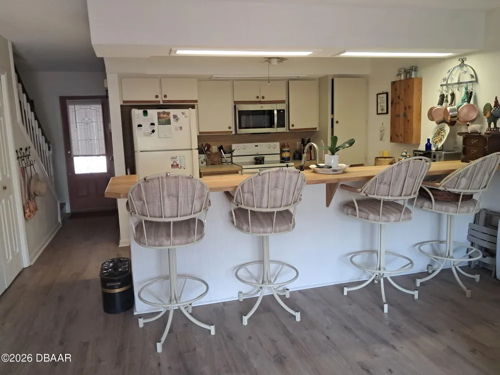 1922 S Riverside Drive Edgewater, FL 32141