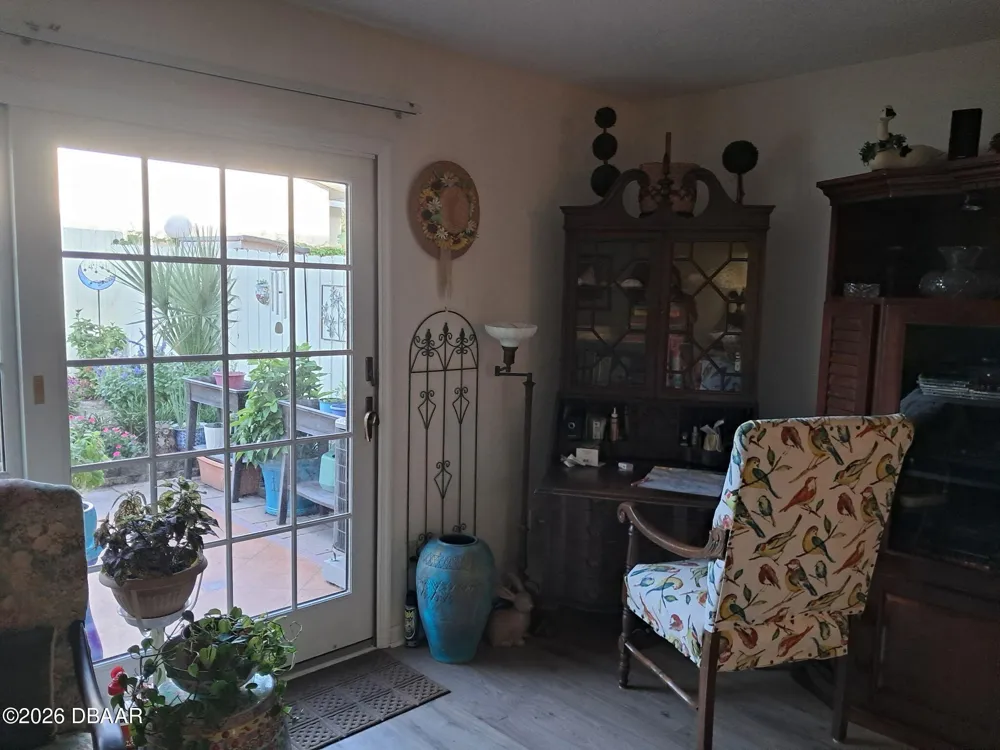 1922 S Riverside Drive Edgewater, FL 32141