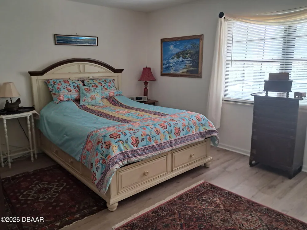 1922 S Riverside Drive Edgewater, FL 32141