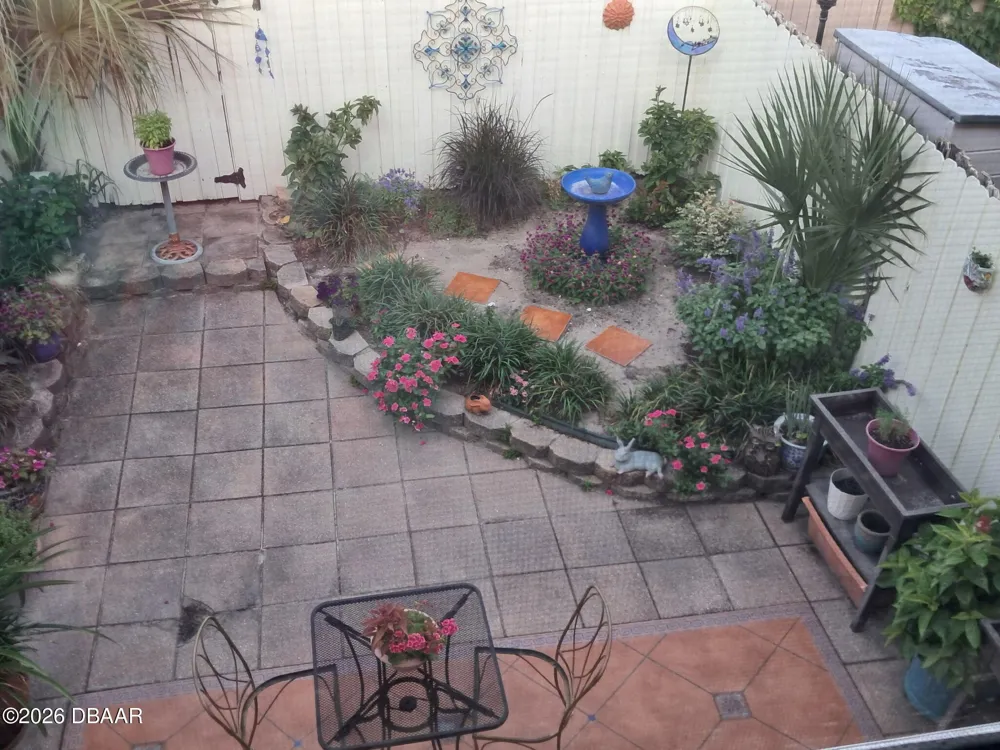 1922 S Riverside Drive Edgewater, FL 32141