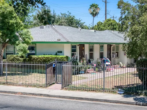 3361 E Mckinley Avenue