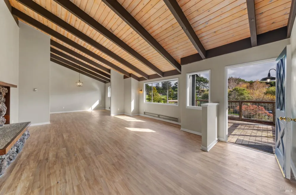 5 Mcdonald Lane Point Reyes Station, CA 94956