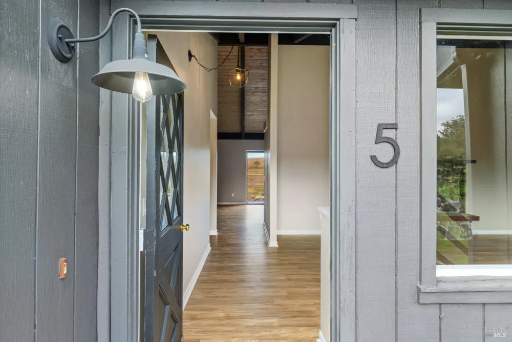 5 Mcdonald Lane Point Reyes Station, CA 94956