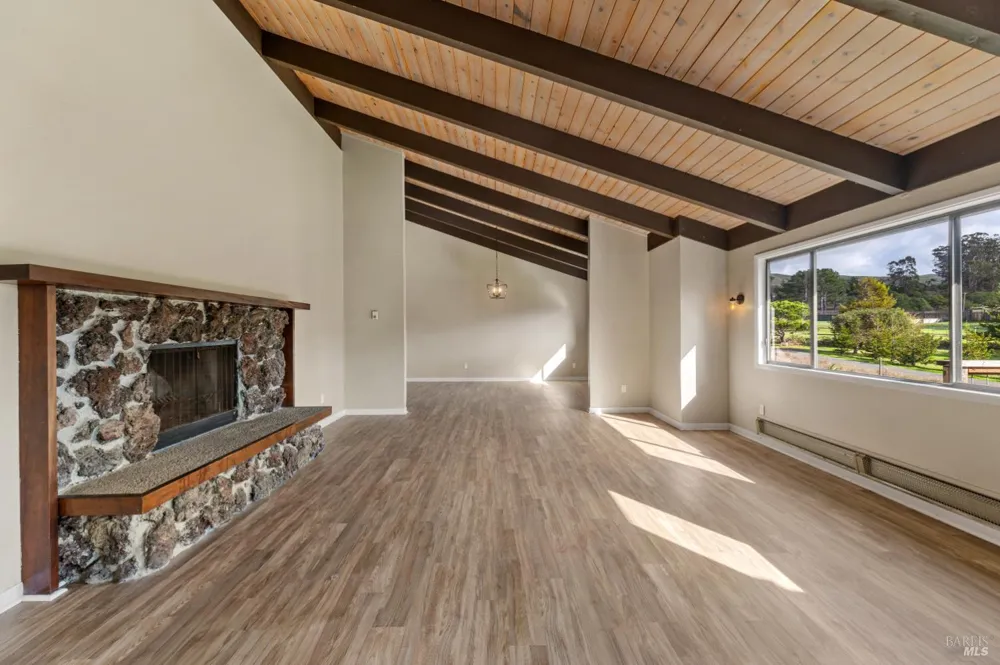 5 Mcdonald Lane Point Reyes Station, CA 94956