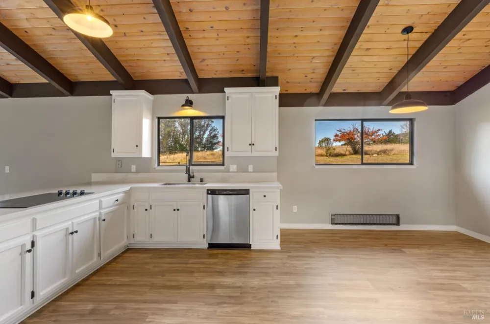 5 Mcdonald Lane Point Reyes Station, CA 94956