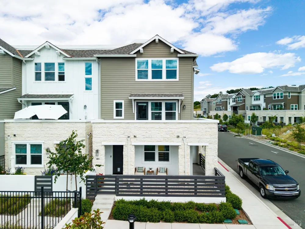 401 Semillon Lane Santa Rosa, CA 95403